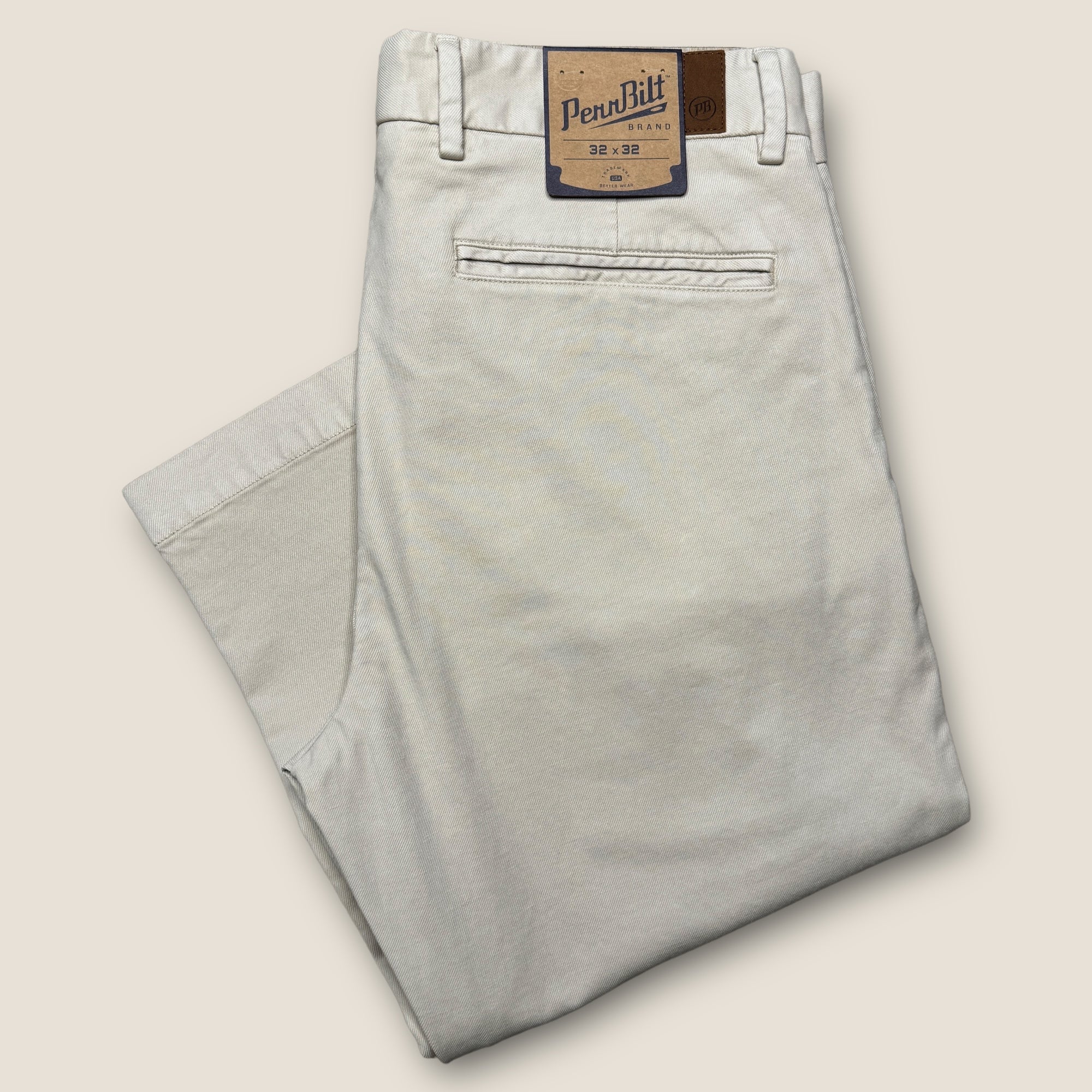 THE PLAINSMAN - L.E. & Chalk