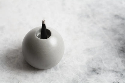 SPHERE INCENSE BURNER - L.E. &amp; Chalk
