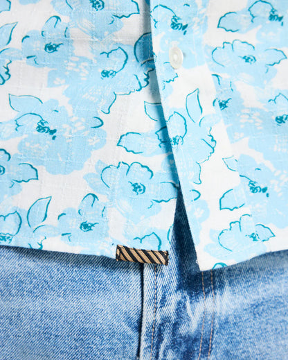 SS TEXTURED PAINTED FLORAL TREME SHIRT