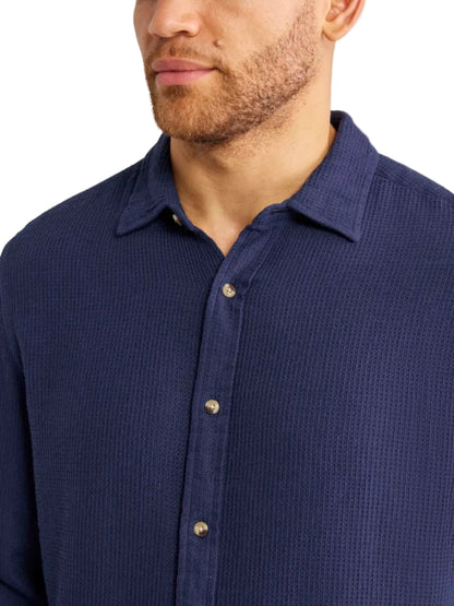 OASIS LONG SLEEVE BUTTON UP