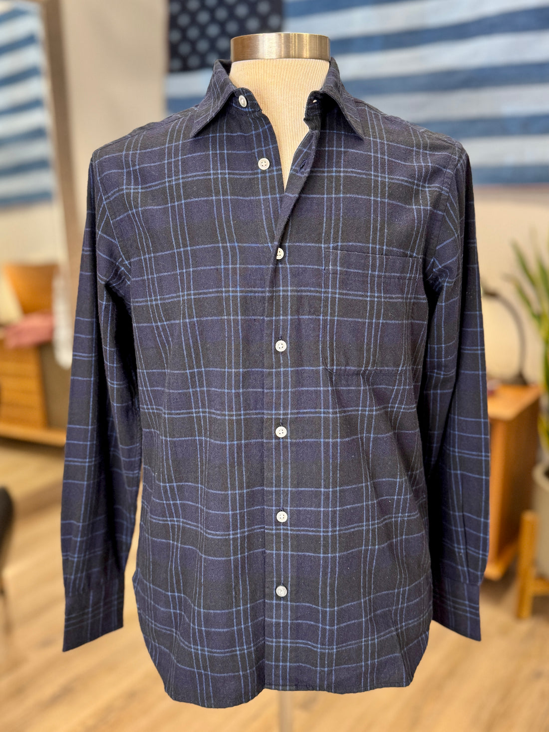 CLASSIC BUTTON DOWN LS - L.E. &amp; Chalk