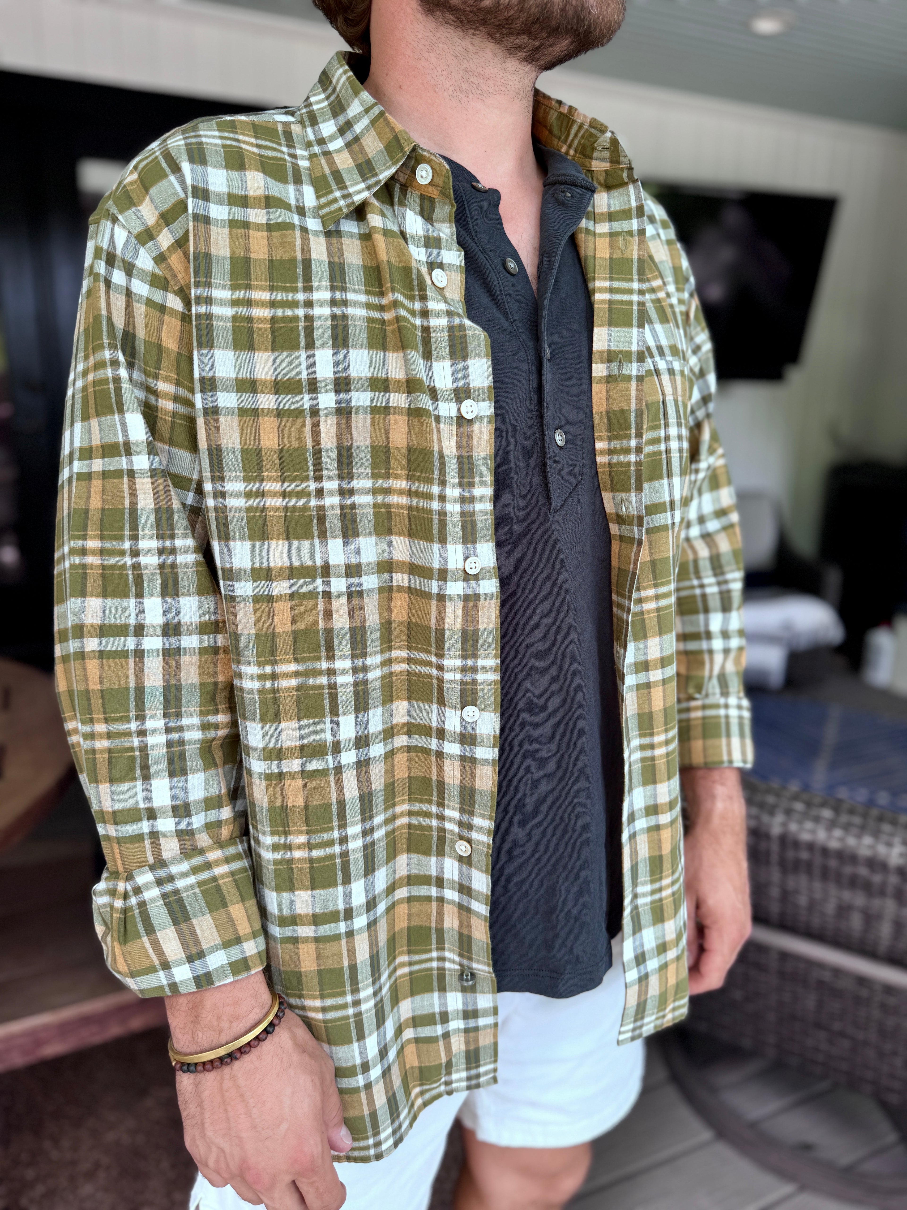 STRAIGHT COLLAR LONG SLEEVE SHIRT - L.E. &amp; Chalk