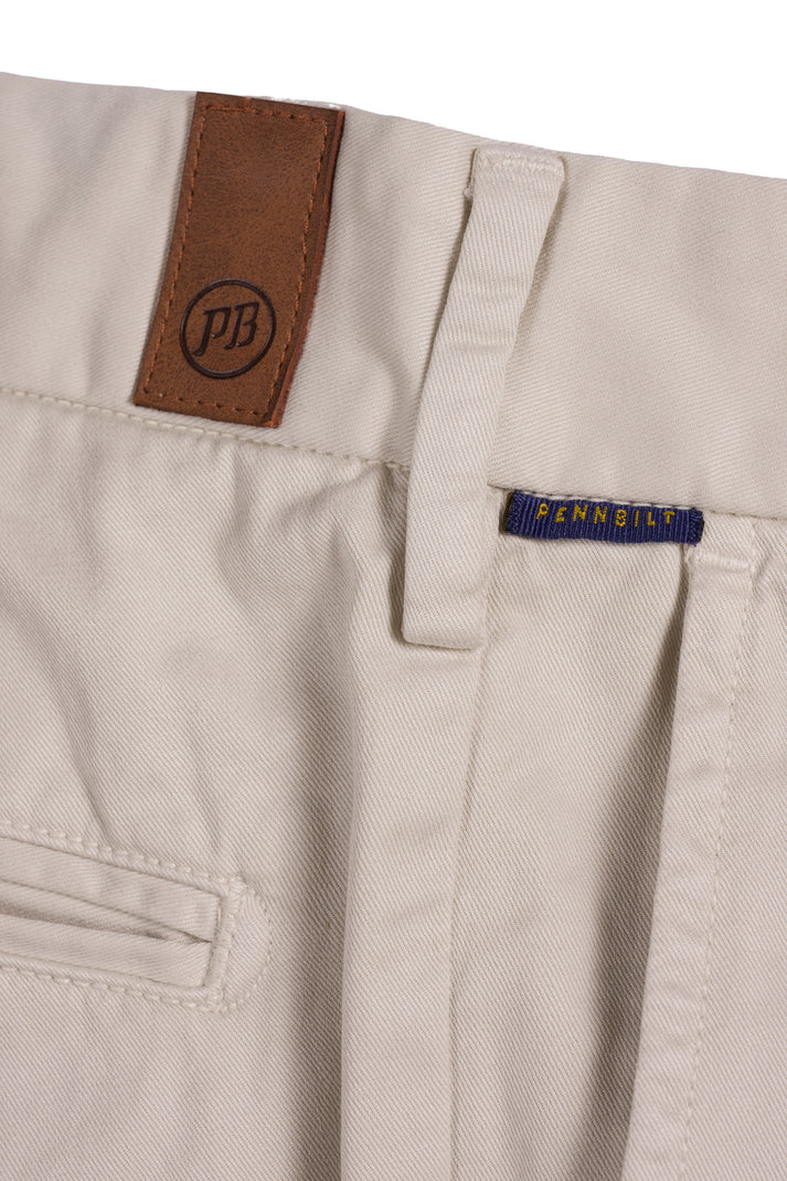 THE AIRMAN CHINO