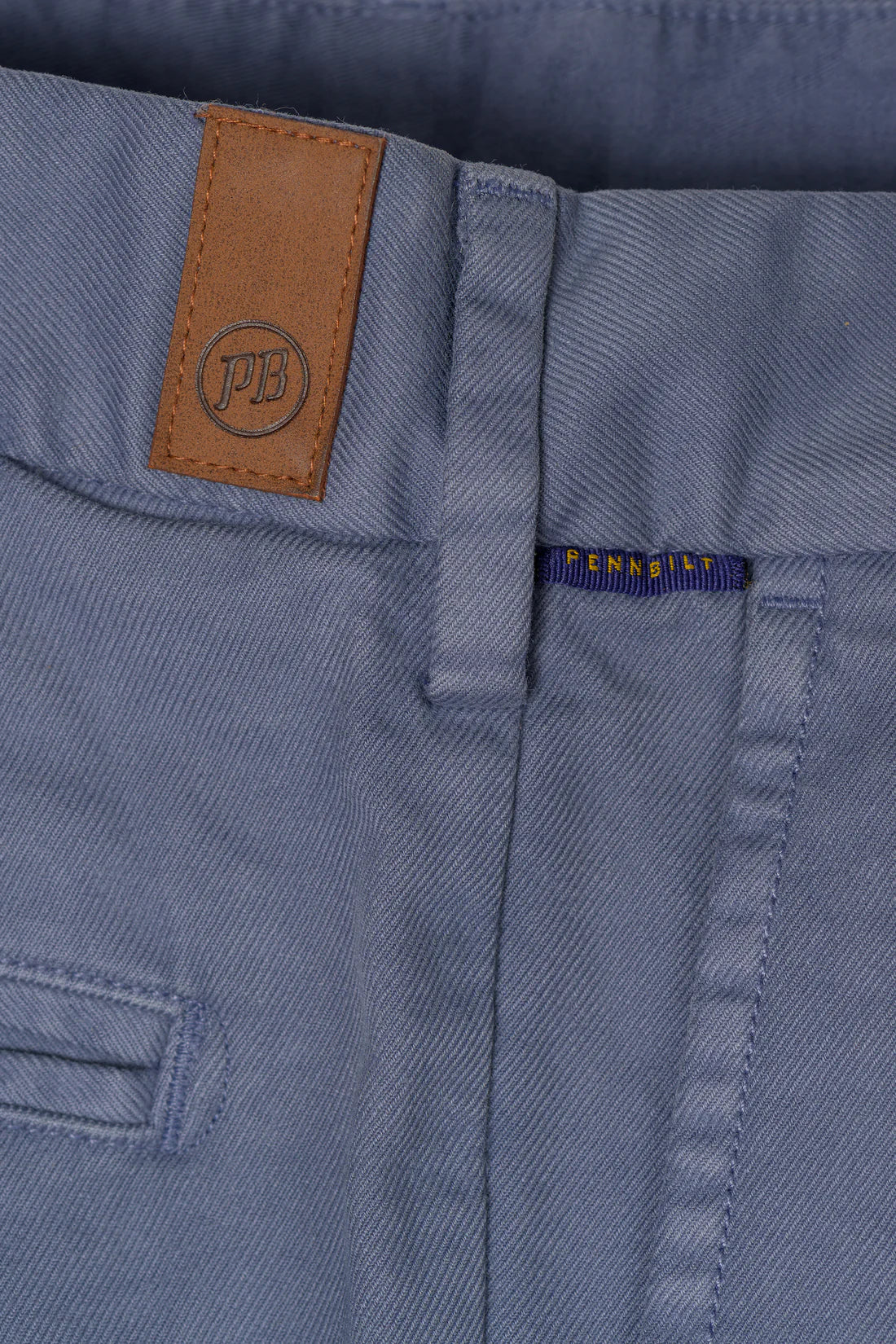 THE PLAINSMAN - L.E. &amp; Chalk