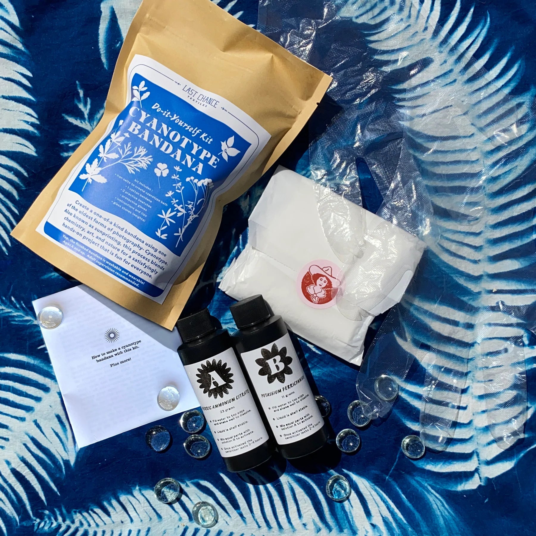 DIY BANDANA KIT - L.E. &amp; Chalk