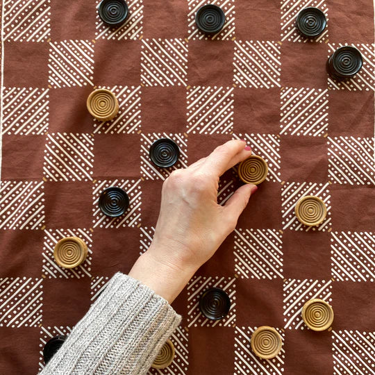 TRAVEL CHECKERS SET - L.E. &amp; Chalk